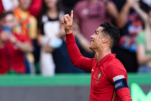 包含转折点芝加哥公牛造点机会；葡超今晨攻防权衡；更衣室稳定；赛程密集仍需轮换的词条